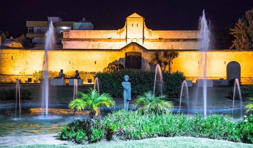 Ruinas del Castillo árabe de Bezmiliana, Spain